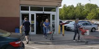 In the US, shoppers earning $100,000 or more are looking for discounts — Fortune