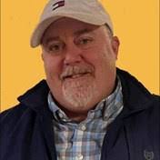 Alan Bee's Instagram, Twitter & Facebook