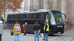 Bjud på egen sockerfri rödvinsglögg. Frauen Bustour Mit Dem Schwurbel Bus Durch Deutschland Belltower News