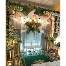 Buat anda yang waktu dekat ini berniat mengadakan wedding party atau seminar yang. Dekorasi Pelaminan Lamaran Khitanan Aqikah Shopee Indonesia
