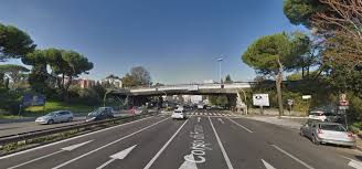 Arrivare dall'aeroporto/all'aeroporto con comodità è possibile con il servizio di transfer. Roma Detriti Su Corso Francia Verifiche Sul Ponte Della Tangenziale Est Dire It