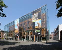 Auf den grabsteinen sind oft daten wie der name des oder der verstorbenen, der beruf, bei soldaten auch die militärische einheit und die dienstzeit sowie die herkunft überliefert. Rheinisches Landesmuseum Bonn Wikipedia