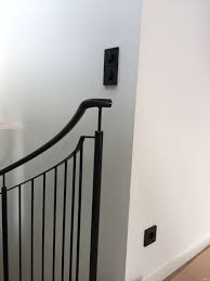 Schalter Und Steckdosen Von Jung Aus Der Serie Ls990 In Schwarz Schalter Und Steckdosen Kleines Wohndesign Steckdosen Und Lichtschalter