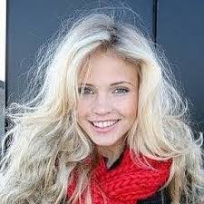 Anna Koff's Instagram, Twitter & Facebook