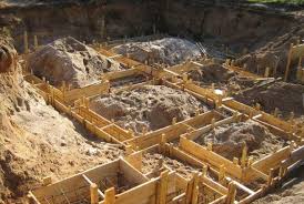 Temelden başlayıp son aşamasına kadar müstakil köy evi yapımı. Egimli Bir Yuzeye Temel