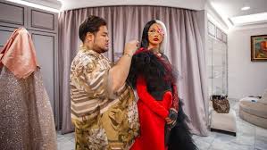 Sehabis tahu sebagian model baju kebaya muslim modern ivan gunawan, sekarang kalian dapat tampak menjadi lebih menarik dan anggun untuk menempuh semua aktifitasmu tiap hari, bantu bagikan ke temanmu di facebook, twitter. Wujud Cruella Dalam Karya Busana Ivan Gunawan