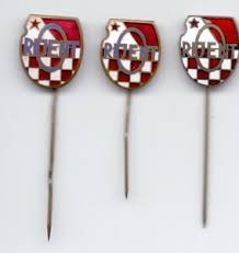 The online shop you were looking for has been closed. Old Enamel 3 Pin Badge Anstecknadel Football Orijent Rijeka Croatia Yugoslavia Ebay