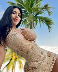 Mia Francis : uPerfectWOMEN