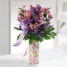 As ftd has been providing flower delivery for over a century, we have refined our flower basket delivery services to be as efficient and. Candy Flowers In Los Angeles Ca Flowers Pronto