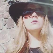 Kayla Browning's Instagram, Twitter & Facebook