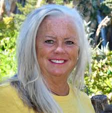 Ohhhhh yall!!! I have been dying to share these bridal portraits of  Karli!!! This girl is gorgeous and LaChute Plantation was the perfect place  for her to take these!! Dress: Happily Ever