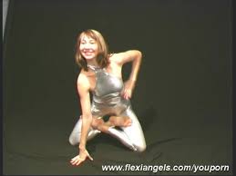 Flexi kategorien unterteilt sind, in denen alle arten von pornofilmen in hd völlig gratis zu finden sind. Ballerina Elza Flexible Posing Clip Free Porn Videos Youporn