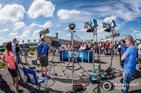 The most successful nascar drivers have amassed large fortunes due to winning big cash prizes or having endorsement deals with major companies. Nascar Commentators Nbc And Fox Commentary Teams For 2021