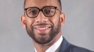 Former South Mecklenburg principal returns to CMS as Harding High's leader 