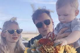 Born march 17, 1988), known professionally as grimes, is a canadian musician, singer, songwriter, record producer, music video director, and visual artist. Elon Musk Reveals New Family Photo With Grimes Baby X Ae A Xii National Globalnews Ca