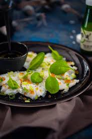 Carpaccio De Bar Aux œufs De Truite Et Yuzu Recette Recette Carpaccio Carpaccio Alimentation