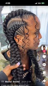 SOS Is anyone available today at 1pm in Dallas to do curls for a boudoir  shoot?