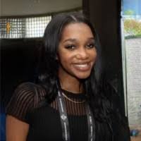 Sharae Banks's Instagram, Twitter & Facebook