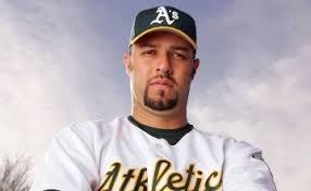 Esteban loaiza is a 49 year old mexican baseballer. Como Perdio Esteban Loaiza Los Millones Que Gano En Mlb