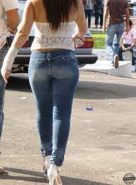 Busty Babe In Tight Jeans - Voyeur Videos