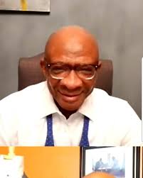 Sending a HUGE THANK YOU to my guest tonight, @thebowstyle CEO and Designer Wallace  Gentry for coming