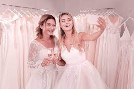 Wähle deine fabelhafte brautkleider in frechen mit schnellem versand. We Love Sale Jeden Tag Im Kolner Brautmoden Outlet Store