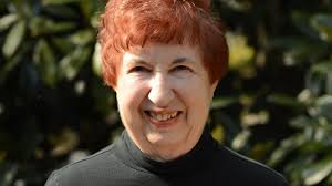 Clytie Taylor: Getting up close & personal with art