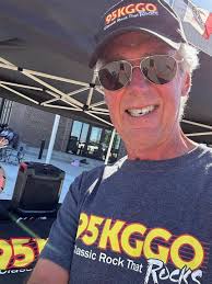 Bill almost fell off his chair here at the Elks..whaaa!!