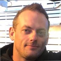 Karen Mealey's Instagram, Twitter & Facebook