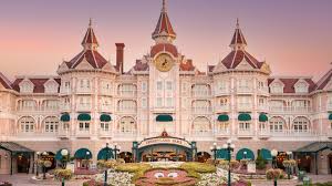 Disneyland hotel (paris) is the flagship hotel of disneyland paris resort. Hoteldesign Disneyland Hotel In Paris Wird Zum Marchenschloss