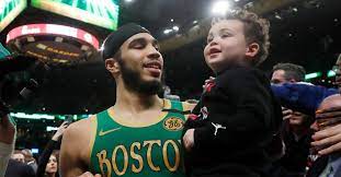 Jayson tatum calls bradley beal his brother and the two go way back to when beal used to babysit tatum in st. Jayson Tatum S Dating Life Is Secondary To Young Son Deuce Fanbuzz