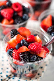 Easy Mixed Berry Fruit Cups Flour On My Fingers Video Recipe Video Food Videos Desserts Recipes Food