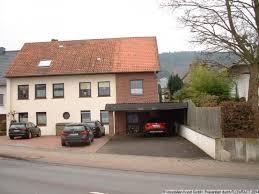 Einfamilienhäuser, doppelhaushälften, mehrfamilienhäuser oder reihenhäuser von privat, von immobilienmaklern oder der kommune finden. Gepflegtes Modernisiertes Dreifamilienhaus In Lubbecke Nettelstedt Zu Verkaufen Homebooster