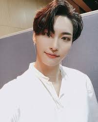 Ateez Ateezkpop Seonghwa Parkseonghwa Selfie Selca Whiteclothes Blackhair Smile 2019 Record Label Kpop Instagram