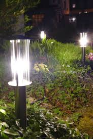4 Stuck Edelstahl Wegeleuchten Mit Erdspiess Edelstahl Erdspiess Mit Stuck Wegeleuchten Garten Kaufen Lampen Garten Gartenbeleuchtung