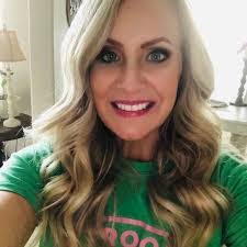 Sarah Wisecarver's Instagram, Twitter & Facebook