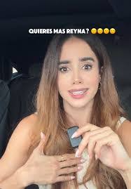 Stefanie Moreno's Instagram, Twitter & Facebook