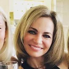 Marylee Mitchell's Instagram, Twitter & Facebook