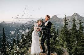 If so, you need to know more about some of the best elopement packages florida has available. Elopement Photographer Florida We Found The Best For You