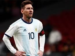 Titular e homem de confiança do técnico diego maradona, viu, em campo e atônito, a argentina cair nas quartas de final. Messi Solta O Verbo Contra Criticas A Seu Desempenho Na Selecao Argentina Bem Parana