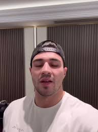 Tommy fury calls out simon #viral #fyp #miniminter #sidemen #tommyfury  #simonminter #taliamar #mollymaehague #sidemensunday