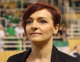 El nem fogjátok hinni, milyen kockahasa van kulcsár edinának. Toth Timea Gyermeke 12 Napos Koraban Elhunyt Ulloi Ut 129