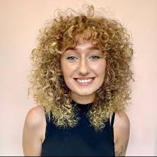 Some girls and women know what face shape they have, and others are not certain. 29 Of The Best Hairstyles For Square Faces In 2021