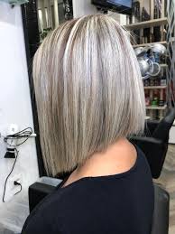 A chi donano i capelli sale e pepe. Capelli Bianchi I Consigli Per Sfoggiarli Con Stile Elena Hairdesigner