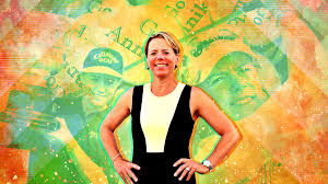 Annika sörenstam was born on october 9, 1970 in bro, stockholm county, sweden. Annika Sorenstam Has No Regrets The Ringer