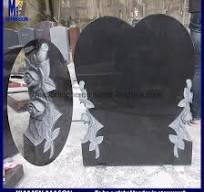 Shanxi Black Granite Memorials Heart Shape Headstone with Carved Roses