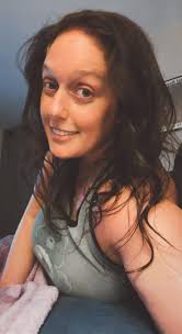 Hey… 38F live in New York Single, no children, want children Looking for  love/marriage (men between the ages of 34 and 43 who are funny, kind,  driven, career oriented, and affectionate) Reform