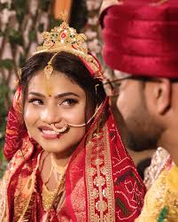 Each step tells a story, each beat brings us closer! Shoot by-  @akashpurimohanstudio_g_edition @mohan_studio_rahul_puri Mua-  @the__beauty__lab_ In frame