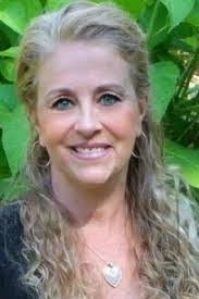 Kelly Sargent's Instagram, Twitter & Facebook