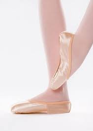 Orange satin pointe shoes sound racy and exciting, don't they? Freed Demi Pointe Shoes